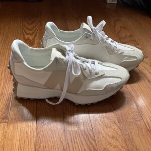 New Balance 327’s